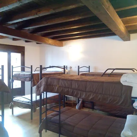 Hostel La Casa De Mi Abuela Aldeanueva del Camino